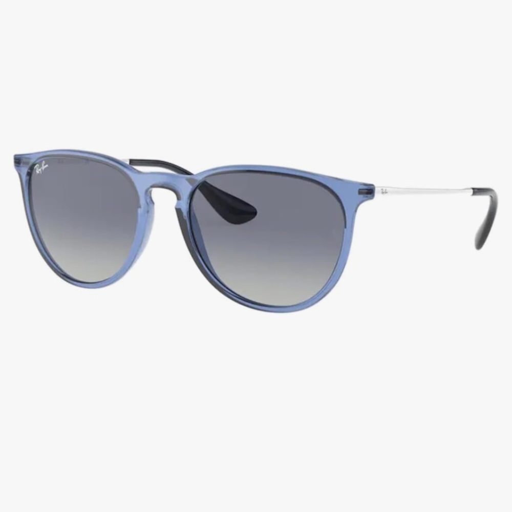 Brand new ERIKA Ray Bans - only worn once.